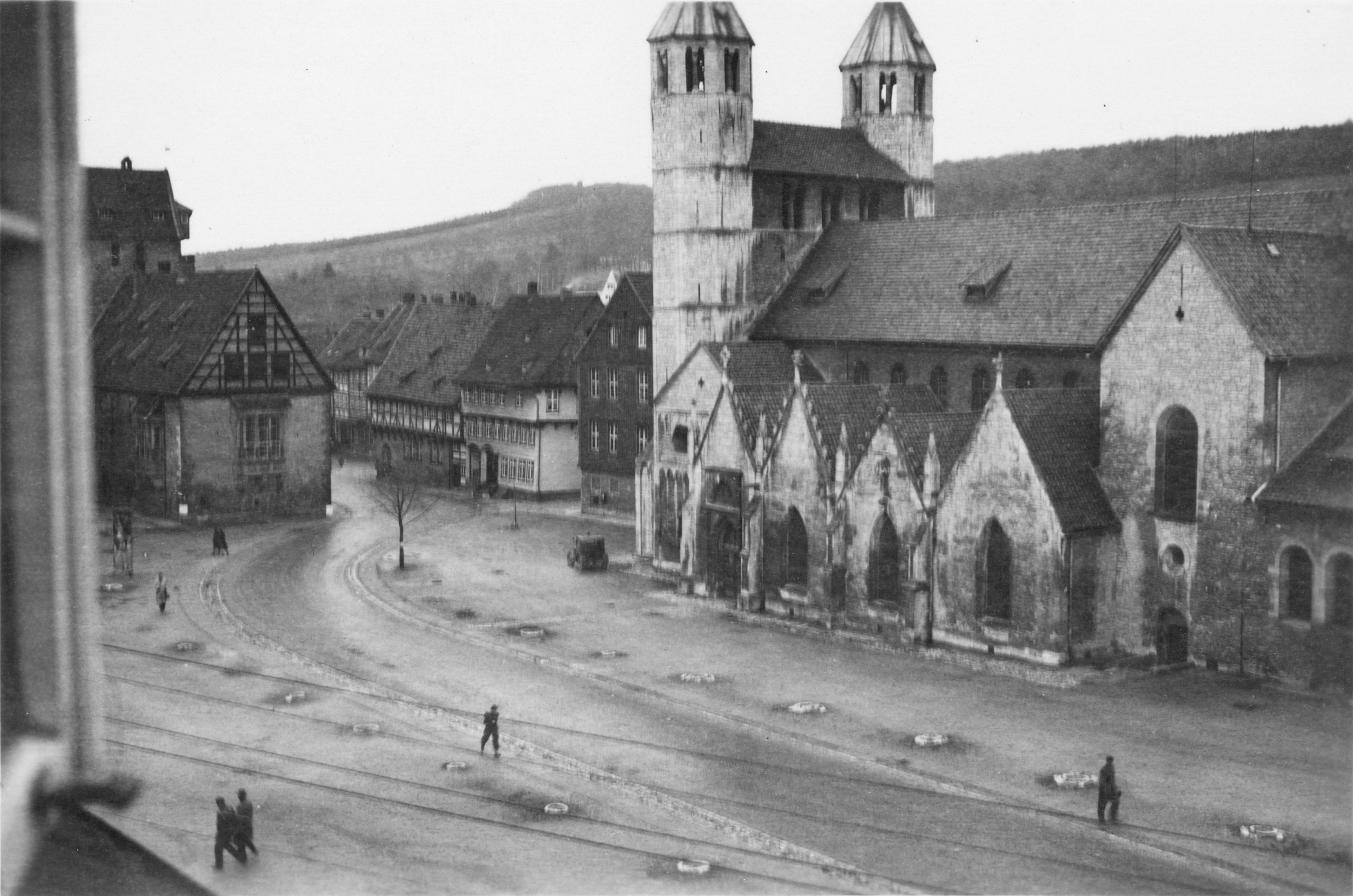 stift_gandersheim_side_view_1942